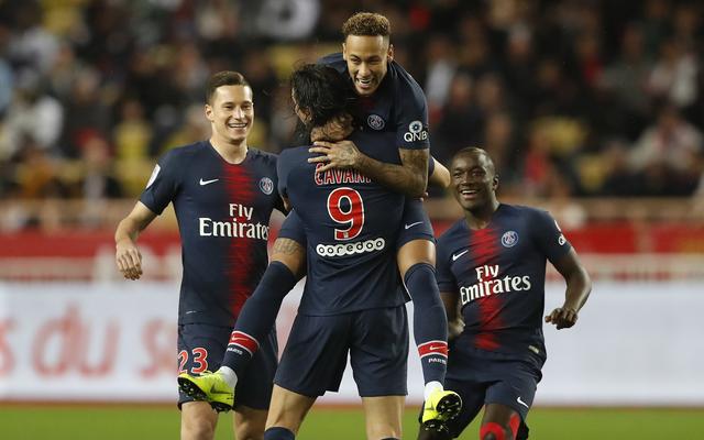 自威廉以来，埃斯特旺是首位连续3场欧冠进球的切尔西球员（埃斯特旺成为威廉后首位欧冠三连场破门的切尔西球员）